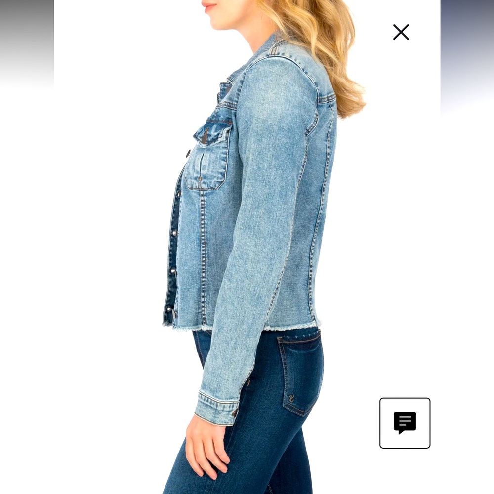 Kara Frayed Denim Jacket. Size xs. New without tags. Super cute.